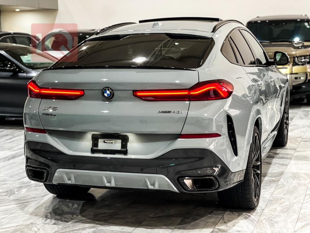 بی ئێم دەبڵیو X6